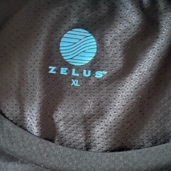 ZELUS XL Shirt - Picture 2 of 3